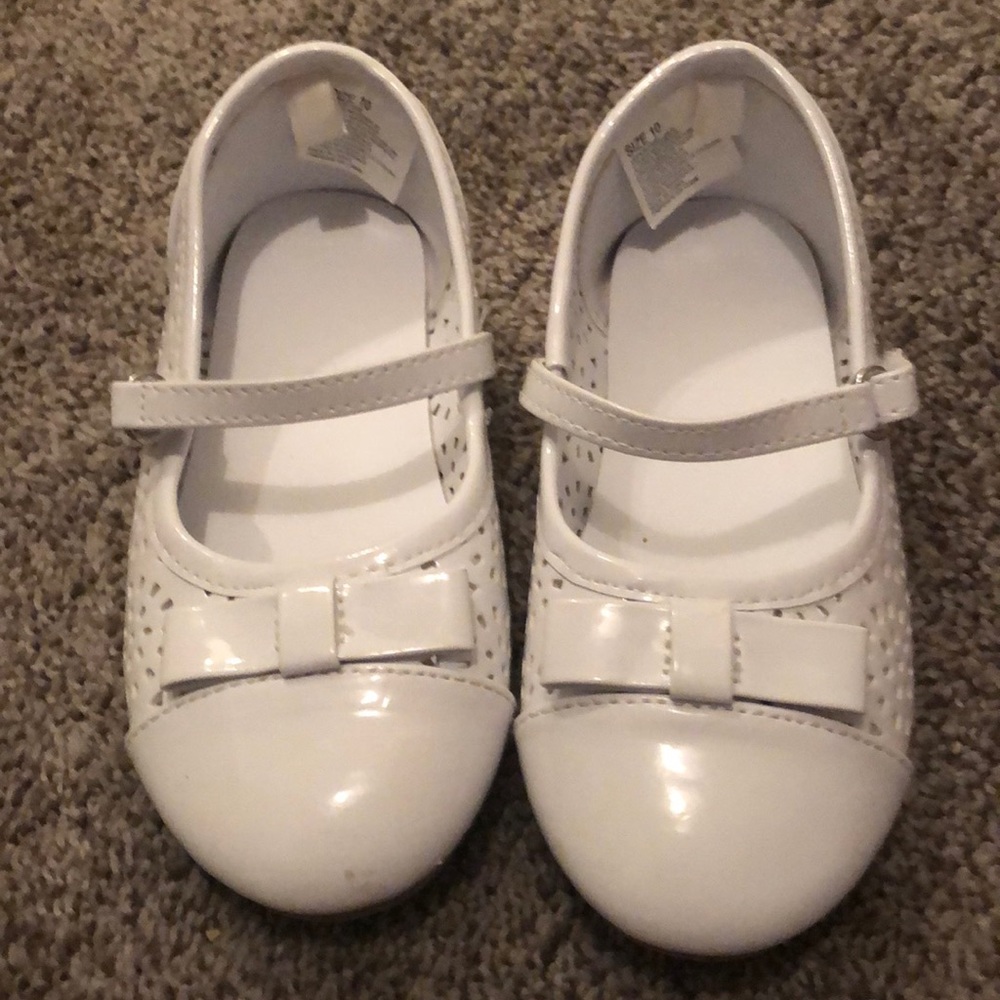 white maryjane type shoes